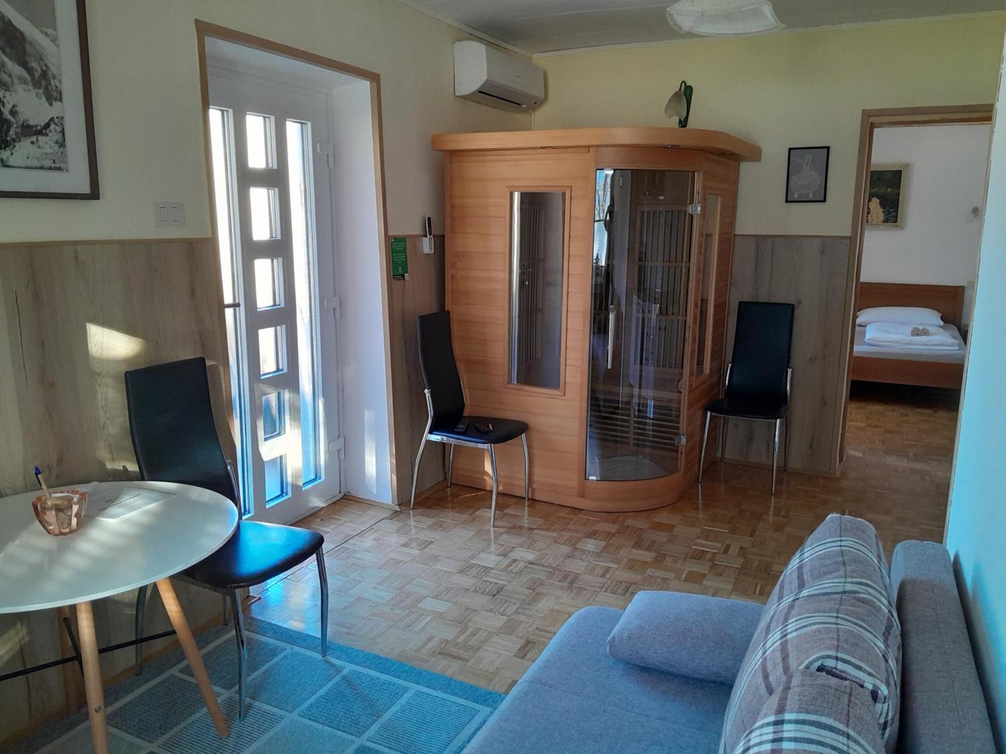 Appartement And Zonir With Sauna Kobarid